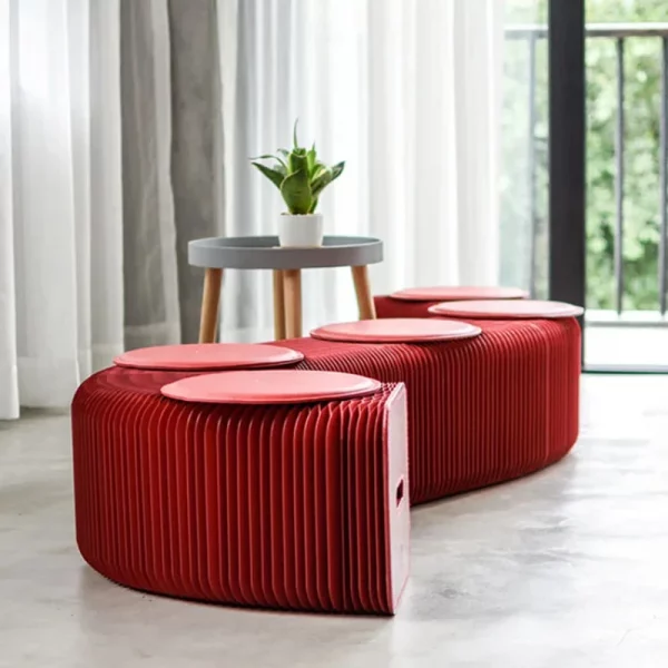 6 sièges en un seul tabouret pliable (42x31 cms) : l'astuce écologique pour un ultime gain de place que vous devez connaître – Image 3
