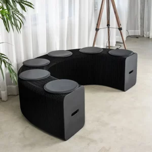 6 sièges en un seul tabouret pliable (42x31 cms) : l'astuce écologique pour un ultime gain de place que vous devez connaître