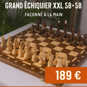 Échiquier Artisanal Fait Main 58×58 cm – Grand Échiquier XXL de Salon – Bois Sculpté & Gravure Manuelle